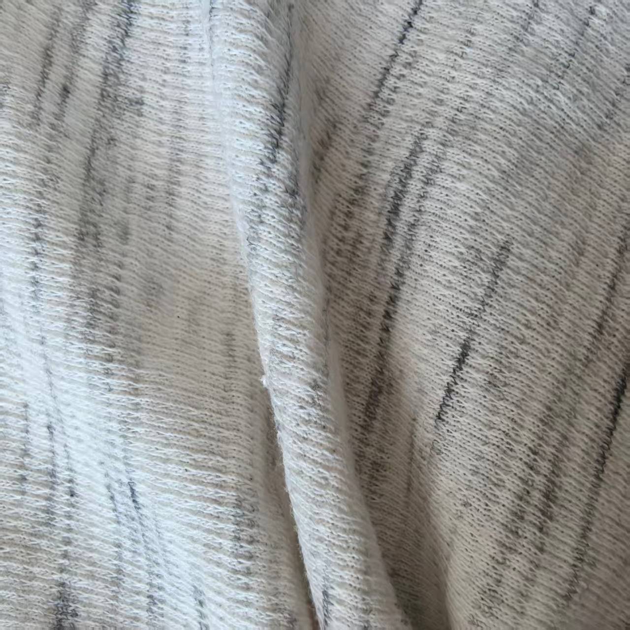 सीवीसी जर्सी फैब्रिक की बहुमुखी गुणवत्ता की खोज करें