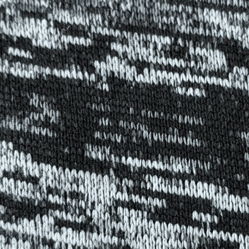 मोइरे फ्लीस के जादू का अन्वेषण करें: एक शानदार कपड़ा