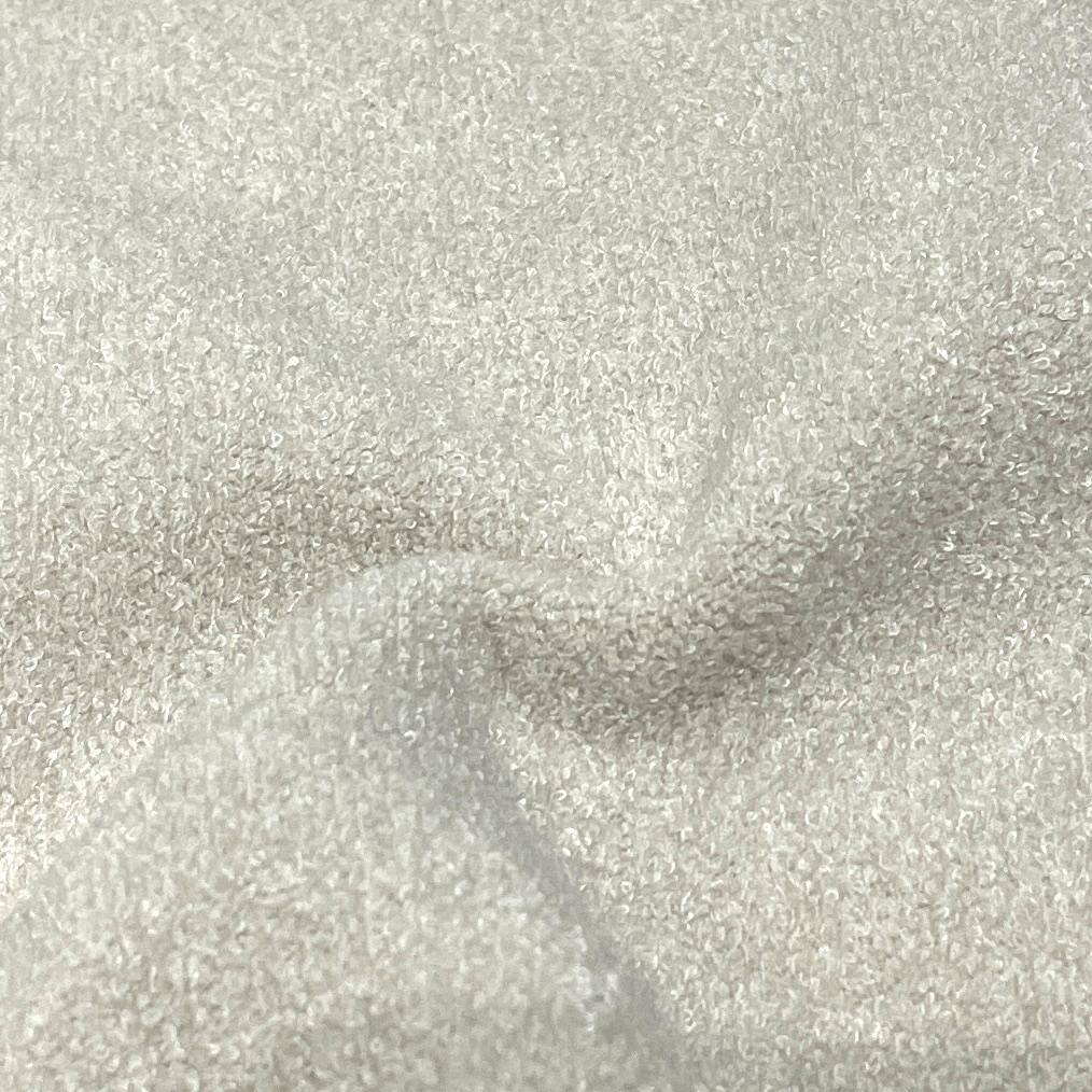 可持续服装材料：环保抓绒革命