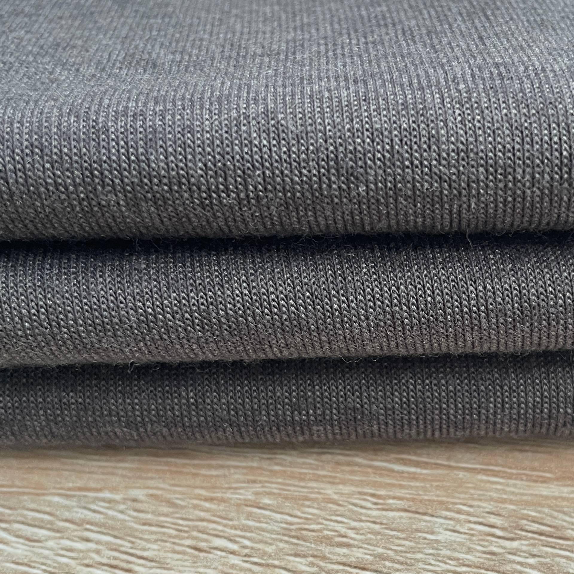 探索CVC互锁面料的多功能性