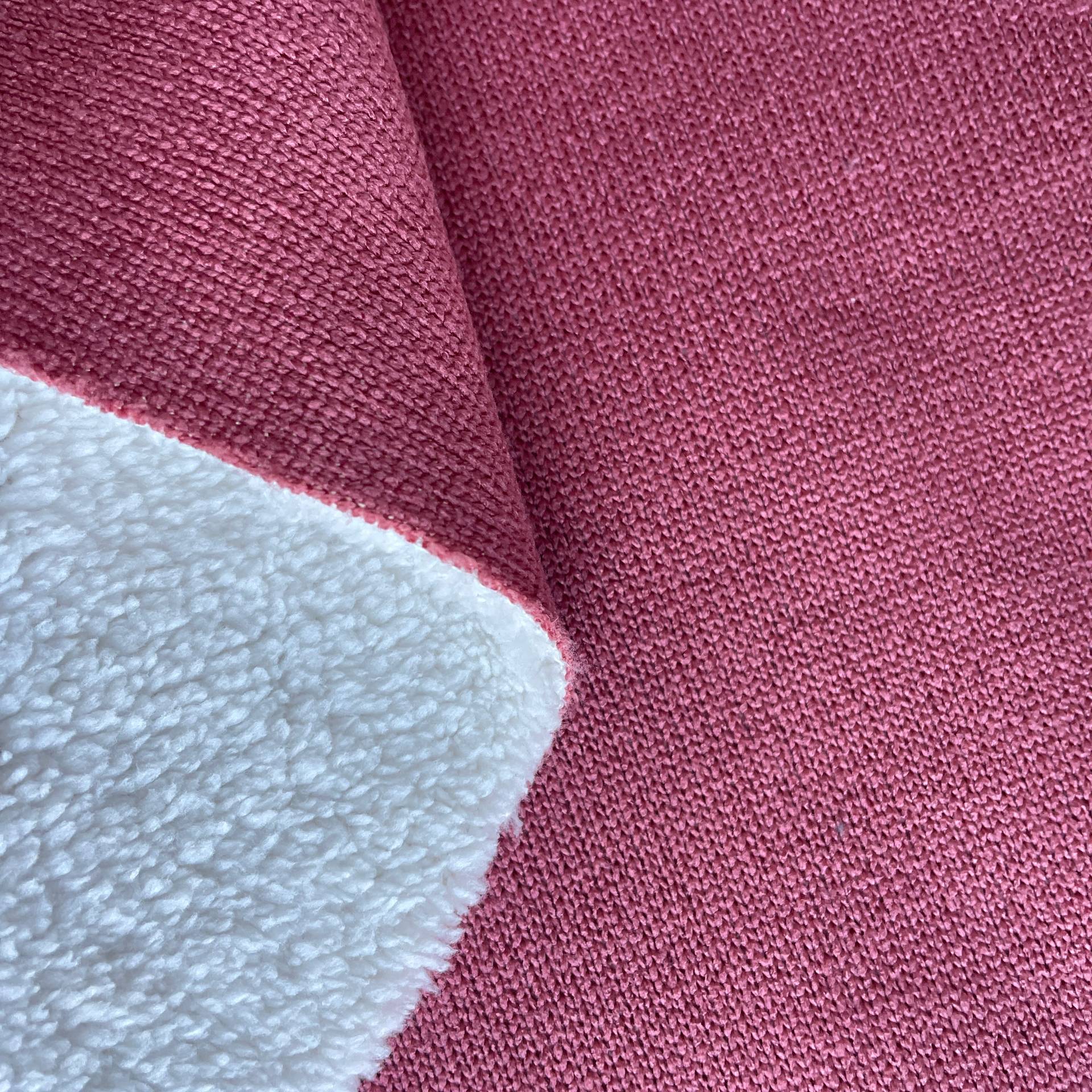 Unparalleled Comfort: 100% Polyester Fleece Innovation