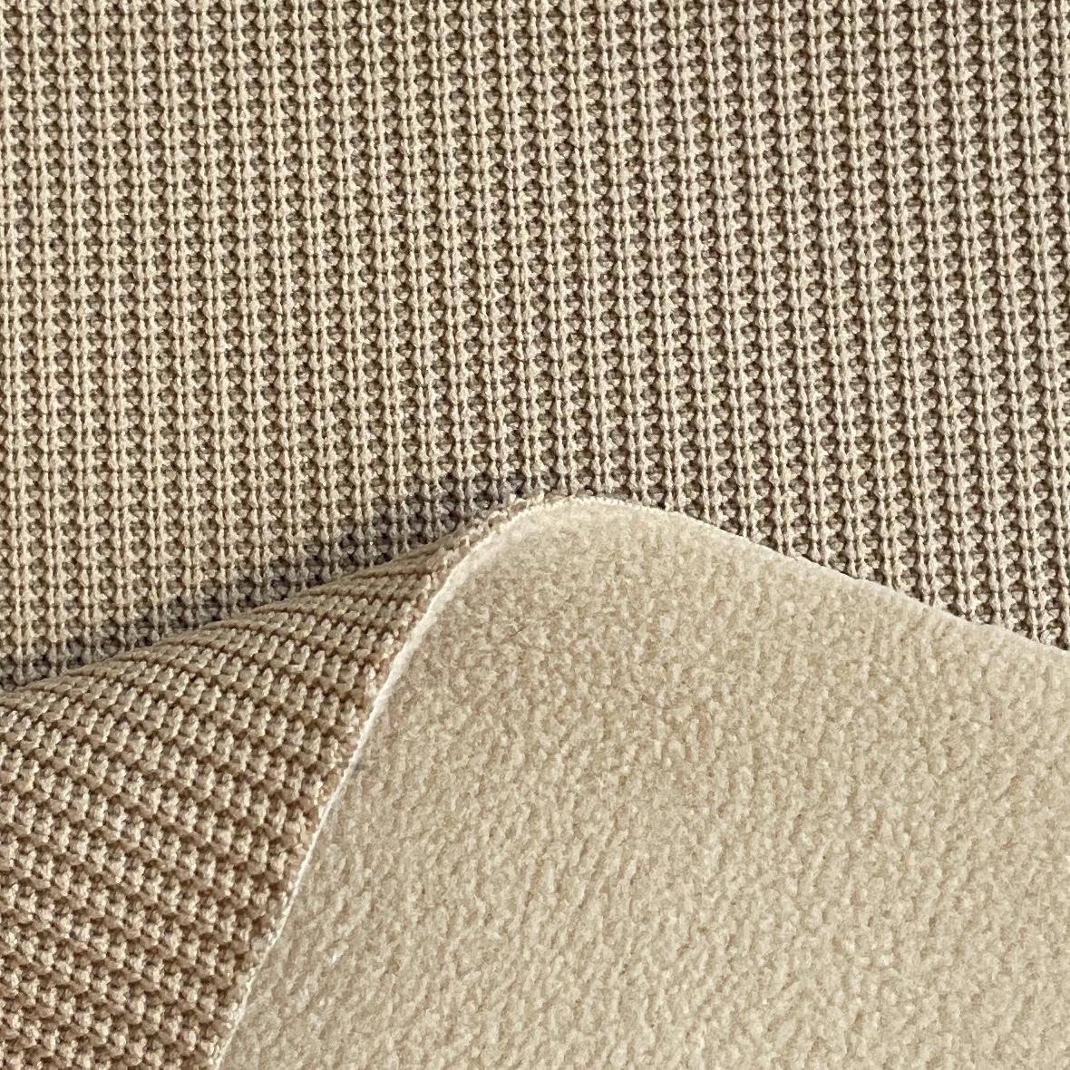 复合抓绒面料：革新冬季服装的可持续面料